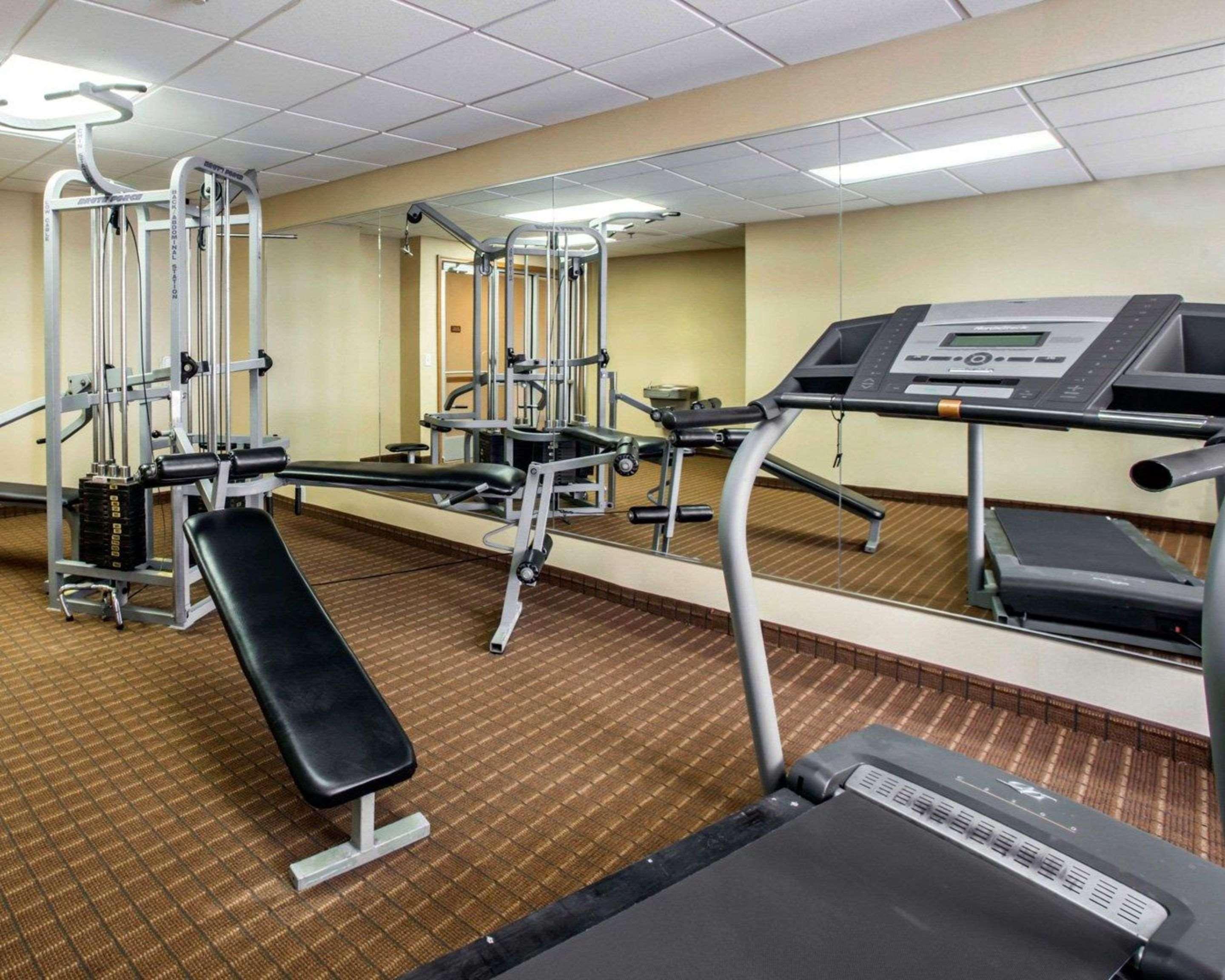 Comfort Inn & Suites Greenville I-70 Ngoại thất bức ảnh