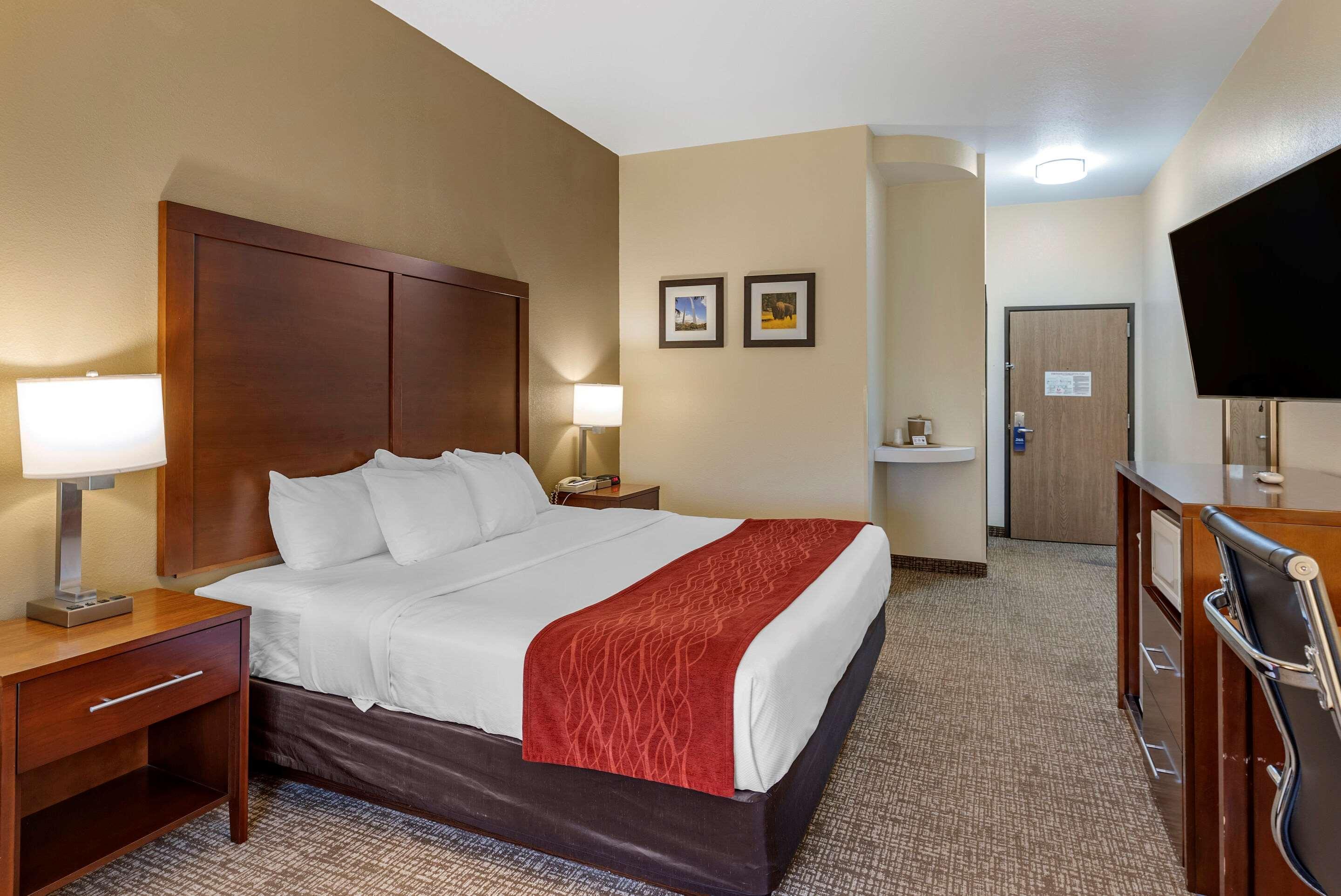 Comfort Inn & Suites Greenville I-70 Ngoại thất bức ảnh